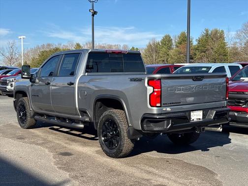 2026 Chevrolet Silverado 3500 LT