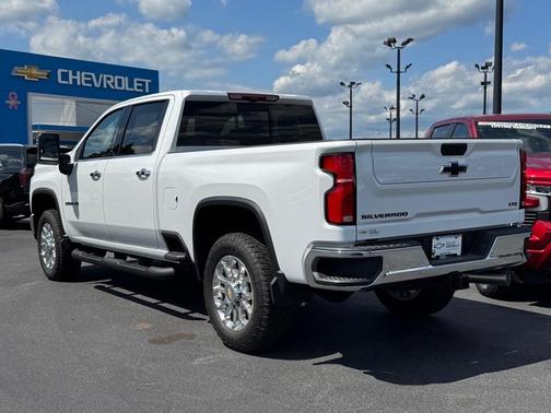 2025 Chevrolet Silverado 3500 LTZ