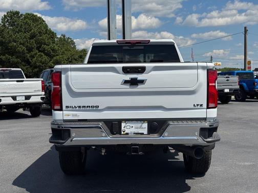 2025 Chevrolet Silverado 3500 LTZ