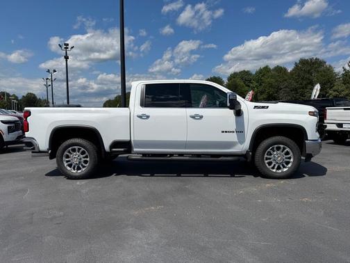 2025 Chevrolet Silverado 3500 LTZ