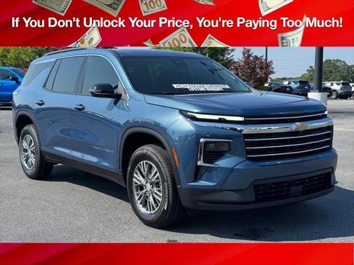 2025 Chevrolet Traverse LT
