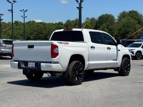 Super White 2019 Toyota Tundra SR5