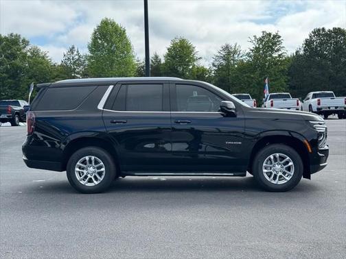 2025 Chevrolet Tahoe LS