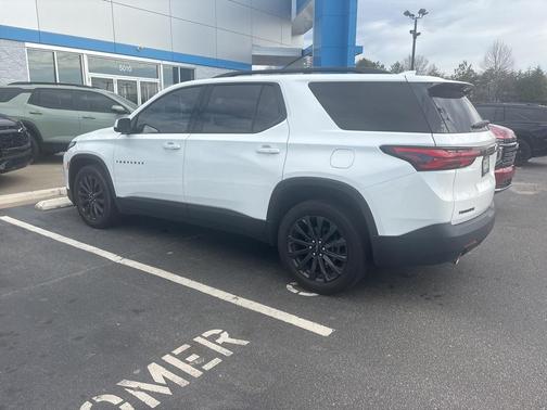 2023 Chevrolet Traverse RS