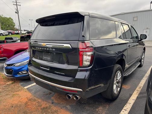 Dark Ash Metallic 2022 Chevrolet Suburban Premier
