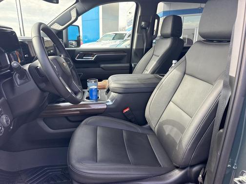 2025 Chevrolet Silverado 2500 LT