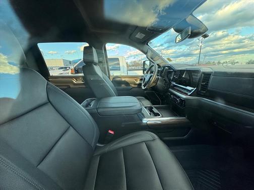 2025 Chevrolet Silverado 2500 LT