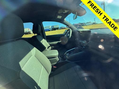 2025 Chevrolet Colorado WT