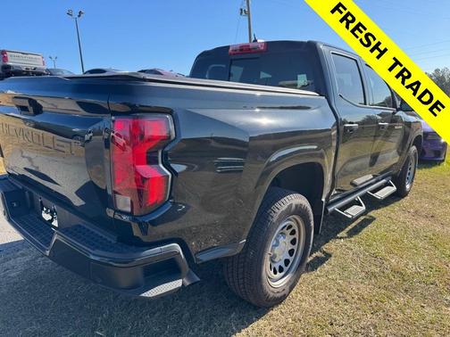 2025 Chevrolet Colorado WT