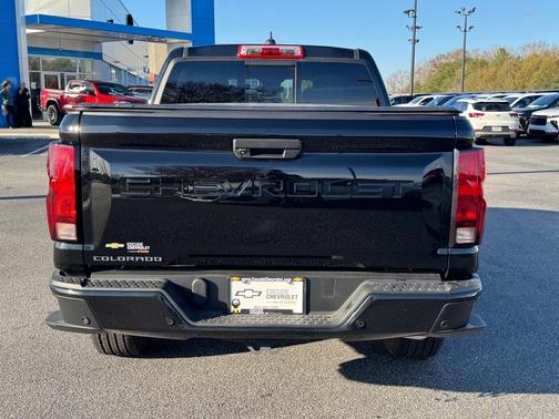 2025 Chevrolet Colorado WT