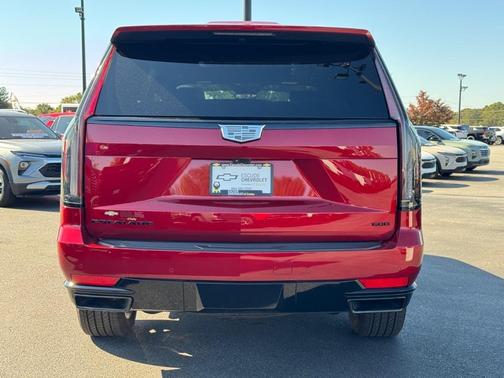 2024 Cadillac Escalade Sport