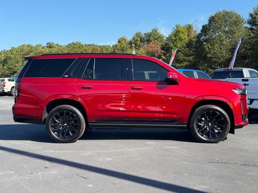 2024 Cadillac Escalade Sport