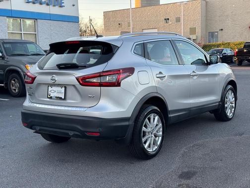 2021 Nissan Rogue Sport SV