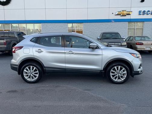 2021 Nissan Rogue Sport SV