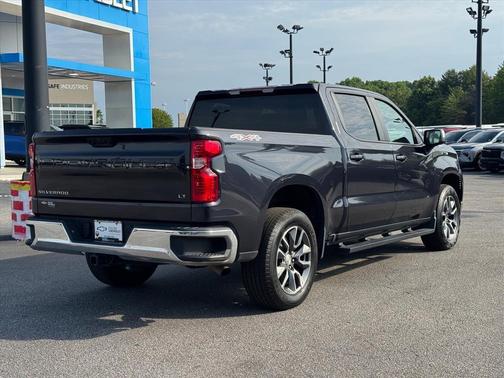 Dark Ash Metallic 2023 Chevrolet Silverado 1500 LT