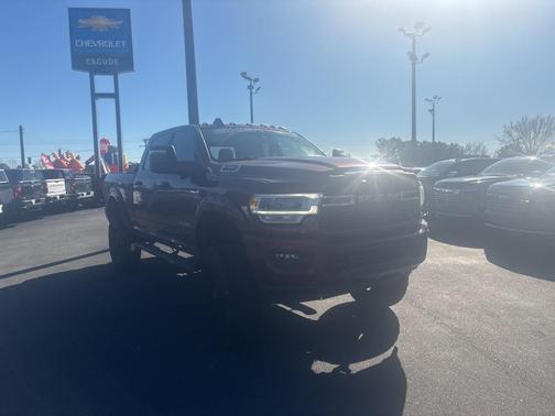 2023 RAM 2500 Big Horn Crew Cab 4x4 6'4' Box