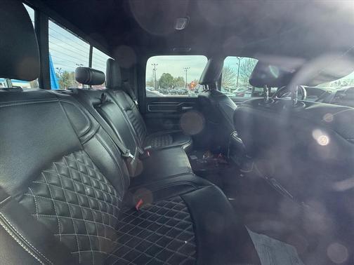 2023 RAM 2500 Big Horn Crew Cab 4x4 6'4' Box