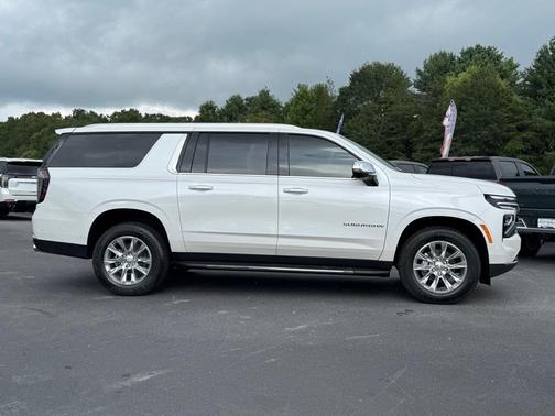 2025 Chevrolet Suburban Premier