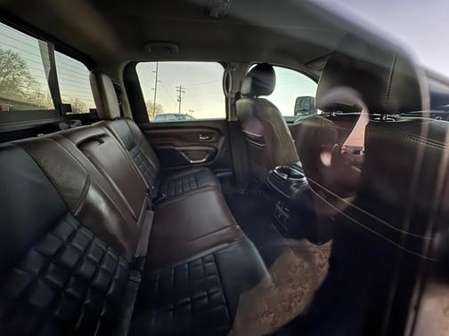 2016 Nissan Titan XD Platinum Reserve