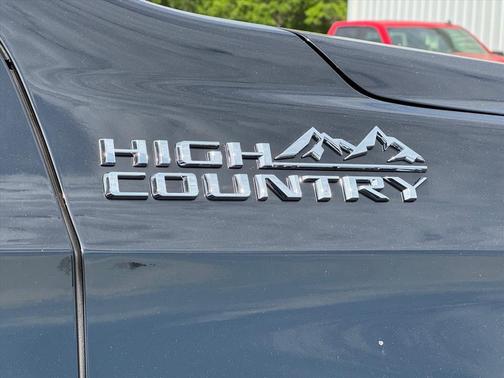 Black 2025 Chevrolet Tahoe 4WD High Country