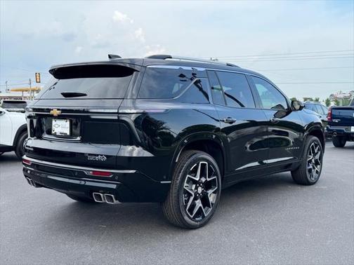 2025 Chevrolet Traverse High Country
