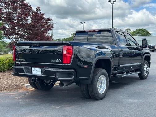 2025 Chevrolet Silverado 3500 High Country