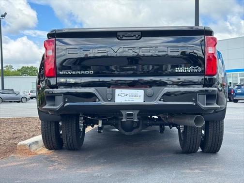 2025 Chevrolet Silverado 3500 High Country