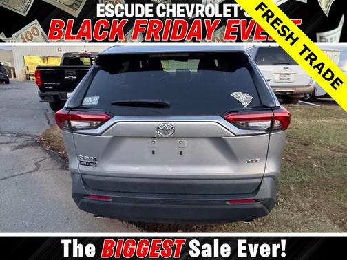 2022 Toyota RAV4 XLE Premium