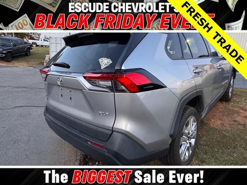 2022 Toyota RAV4 XLE Premium