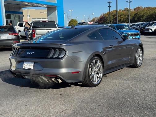 2022 Ford Mustang GT Premium