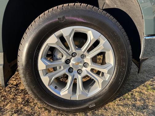 2025 Chevrolet Silverado 1500 LTZ