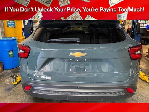 2025 Chevrolet Trax LS