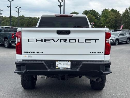 2026 Chevrolet Silverado 2500 Custom