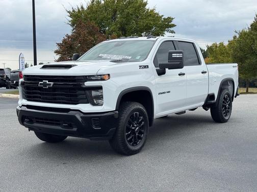 2026 Chevrolet Silverado 2500 Custom