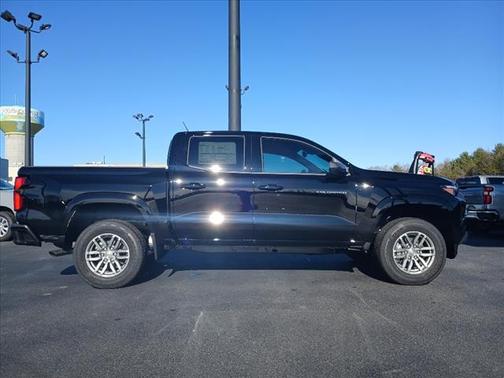 2025 Chevrolet Colorado WT