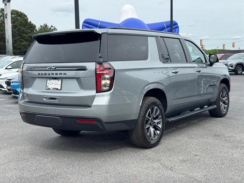Sterling Gray Metallic 2024 Chevrolet Suburban 4WD Z71