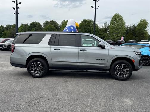 Sterling Gray Metallic 2024 Chevrolet Suburban 4WD Z71