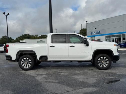 2025 Chevrolet Silverado 2500 Custom
