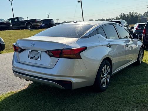 2020 Nissan Altima S FWD