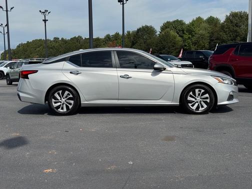 2020 Nissan Altima S FWD