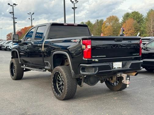 Black 2021 Chevrolet Silverado 2500 Custom