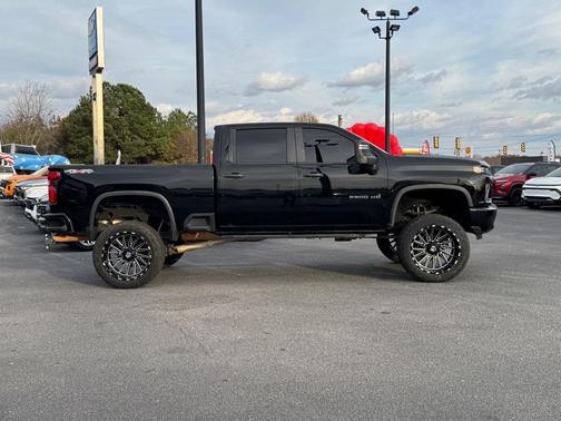 Black 2021 Chevrolet Silverado 2500 Custom