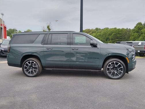 Cypress Gray 2026 Chevrolet Suburban RST