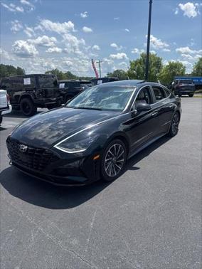 2022 Hyundai SONATA Limited