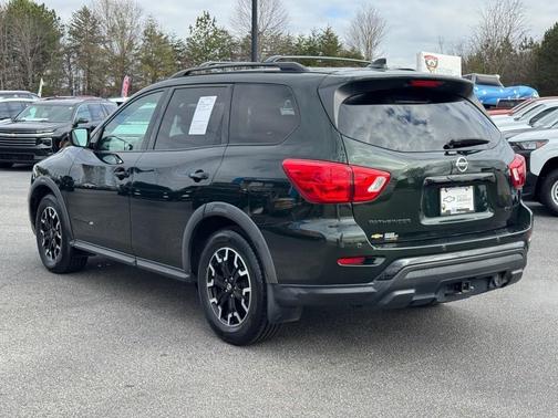 2019 Nissan Pathfinder SV