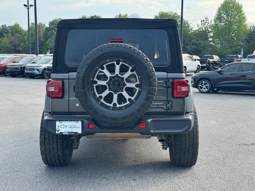 Granite Crystal Metallic Clearcoat 2018 Jeep Wrangler Unlimited Sport