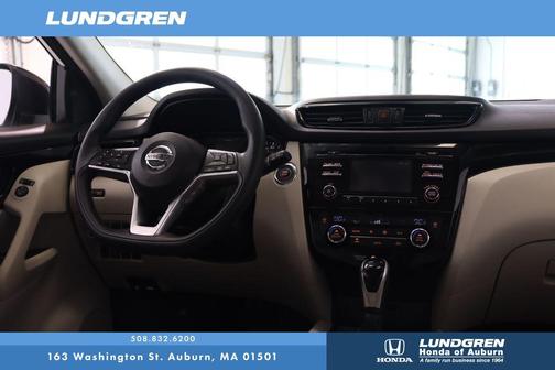 2018 Nissan Rogue Sport SV