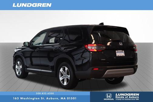Crystal Black Pearl 2024 Honda Pilot EX-L