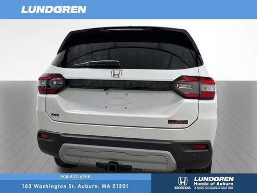 2025 Honda Pilot TrailSport