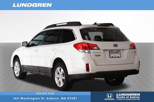 Satin White Pearl 2013 Subaru Outback 2.5i Limited